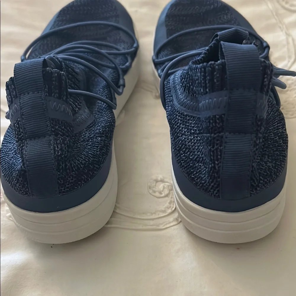 Fit Flop slip on Sneakers - Picture 2 of 5